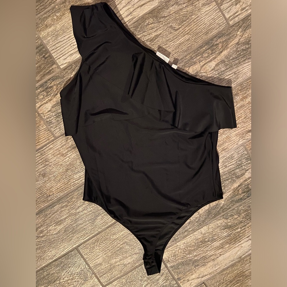 Women’s one shoulder body suit